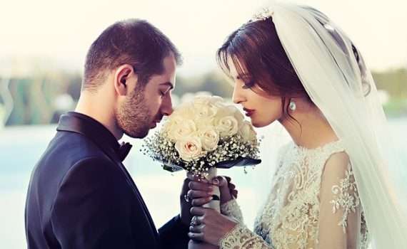 https://e-deutsch.de/2026/05/dtz-b1-bild-beschreiben-hochzeit/